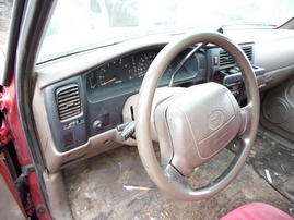 1996 TOYOTA TACOMA BURGUNDY XTRA 2.4L AT 2WD Z17697